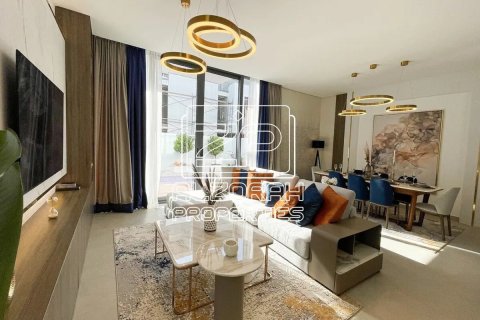 5 bedrooms Villa in Hamriyah Free Zone, UAE No. 157226 11