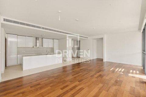 3 bedrooms Apartment in City Walk, UAE No. 202206 3