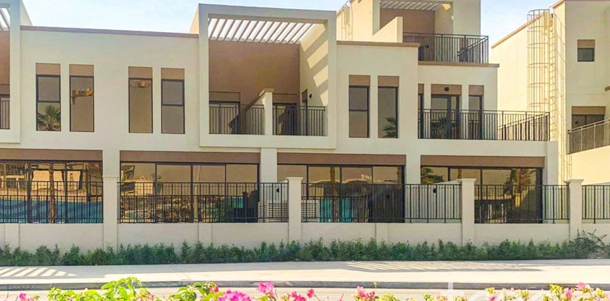 5 غرفة نوم  تاون هاوس في Damac Lagoons, الإمارات العربية المتحدة رقم 183108