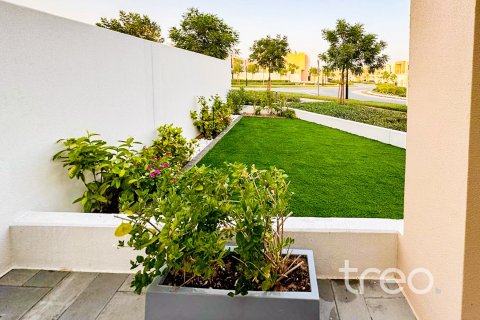 Villa de 4 chambres à Dubai South (Dubai World Central), UAE No. 183104