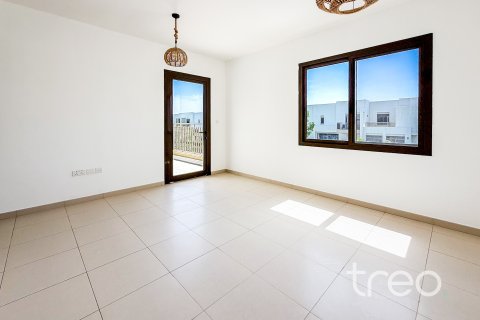 4 bedrooms Townhouse in Noor Townhouses, UAE No. 183106 10