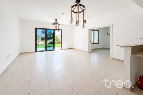 4 bedrooms Townhouse in Noor Townhouses, UAE No. 183106 6