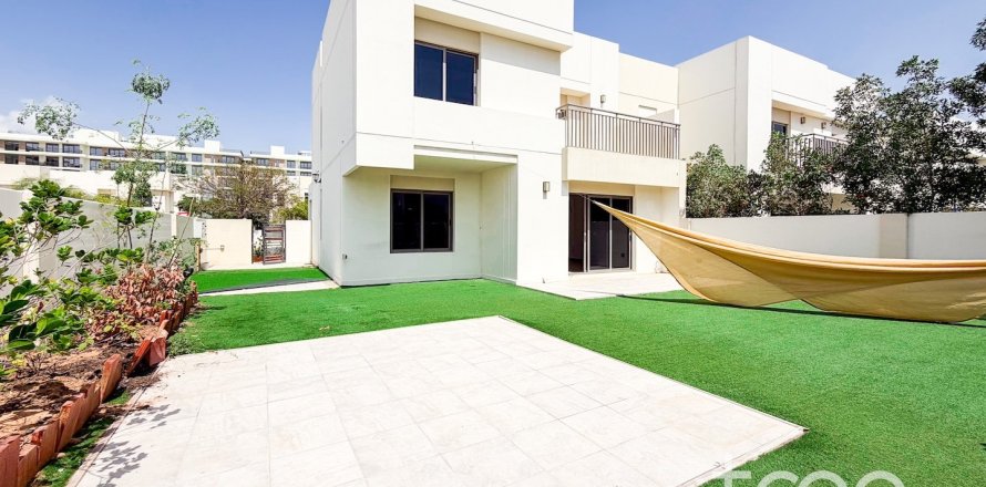 4 bedrooms Townhouse in Noor Townhouses, UAE No. 183106