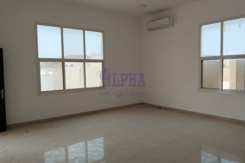 Villa de 5 chambres à Al Riffa, UAE No. 165663 17
