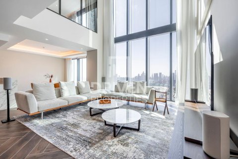Apartment de 2 dormitorios en Zabeel, UAE No. 84245 2