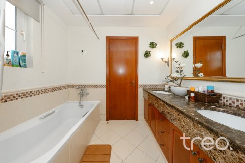 5 bedrooms Villa in Arabian Ranches, UAE No. 200911 5