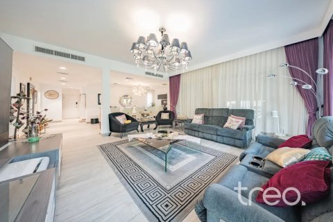 4 bedrooms Villa in Saheel, UAE No. 200910 4