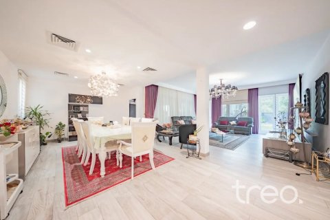 4 bedrooms Villa in Saheel, UAE No. 200910 16