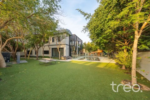 5 bedrooms Villa in The Villa, UAE No. 200912 31