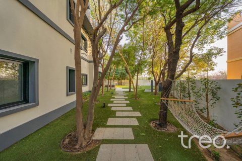5 bedrooms Villa in The Villa, UAE No. 200912 5