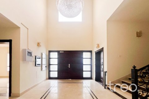 6 bedrooms Villa in Hacienda, UAE No. 200914 23