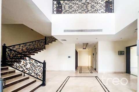6 bedrooms Villa in Hacienda, UAE No. 200914 24