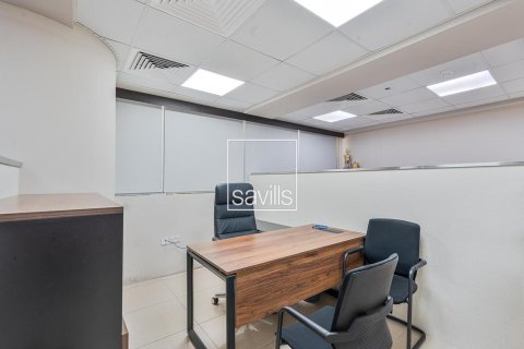 272.95m² Office in Mohamed Bin Zayed City, UAE No. 200915 4