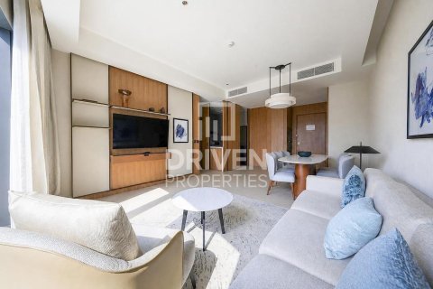 Apartment de 3 dormitorios en The Address Residences Dubai Opera, UAE No. 188693
