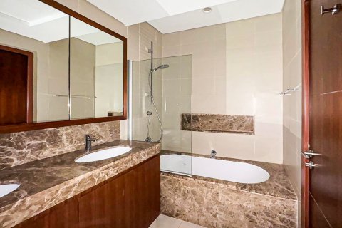 Appartement de 2 chambres à The Hills, UAE No. 208795 12