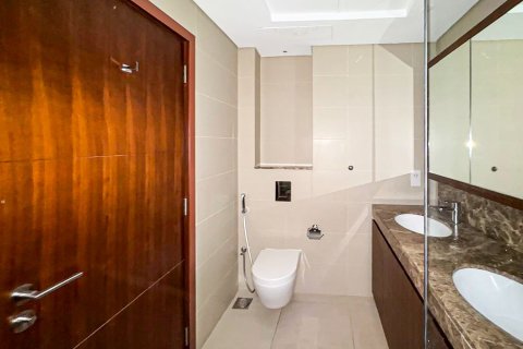 Appartement de 2 chambres à The Hills, UAE No. 208795 9