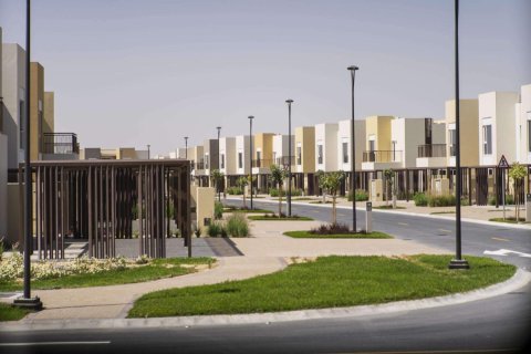 3 غرف نوم تاون هاوس في EMAAR South, الإمارات العربية المتحدة رقم 165403 16