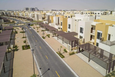 3 غرف نوم تاون هاوس في EMAAR South, الإمارات العربية المتحدة رقم 165403 28