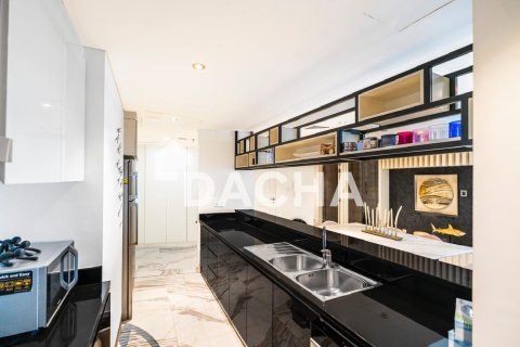 Квартира с 3 спальнями в Damac Heights, ОАЭ №162038 19