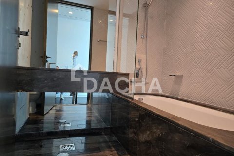 Квартира с 3 спальнями в Damac Heights, ОАЭ №162041 4