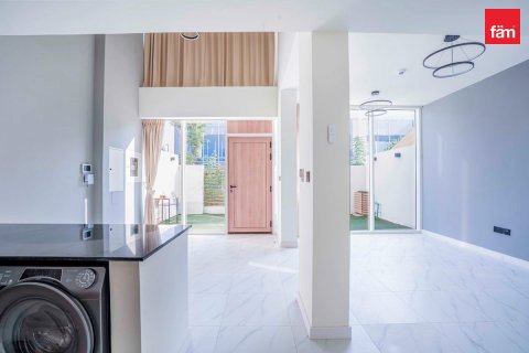 2 bedrooms Townhouse in Dubai, UAE No. 187526 16