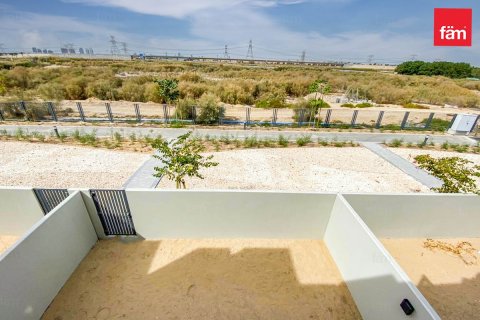 3 bedrooms Townhouse in Dubai, UAE No. 137400 10