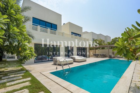 4 bedrooms Villa in Meadows 1, UAE No. 151197 9