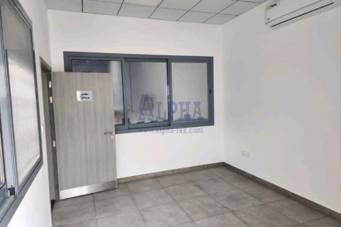 500m² Warehouse in Ras Al Khaimah, UAE No. 136198 3