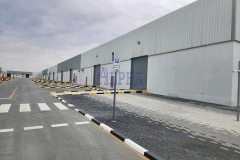 500m² Warehouse in Ras Al Khaimah, UAE No. 136198 6