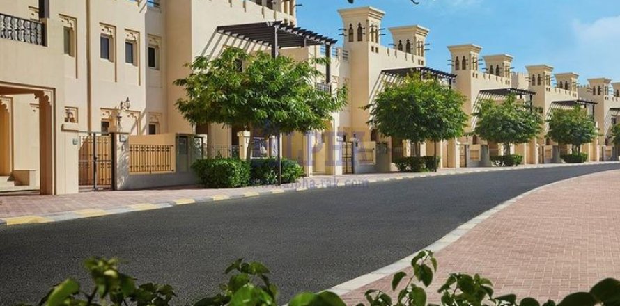 3 bedrooms Townhouse in Al Hamra Village, UAE No. 136199