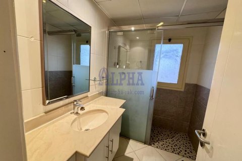 3 bedrooms Townhouse in Al Hamra Village, UAE No. 136199 11