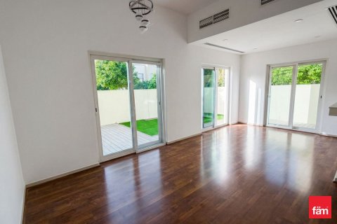 4 bedrooms Townhouse in Dubai, UAE No. 161520 4