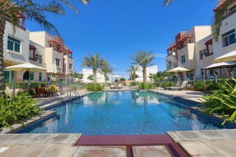 2 bedrooms Apartment in Al Ghadeer, UAE No. 172524 3