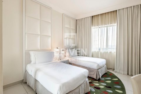 2 bedrooms Apartment in Downtown Dubai (Downtown Burj Dubai), UAE No. 189749 12