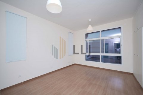 Villa de 4 dormitorios  No. 131534 28