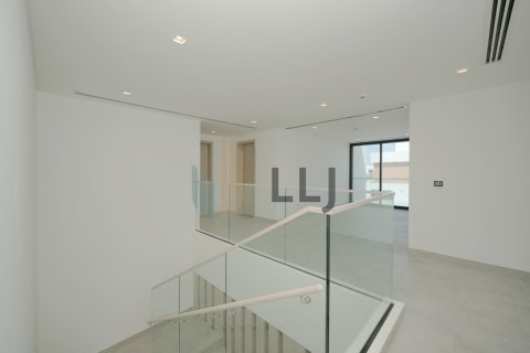 Вилла с 5 спальнями  №131528 16