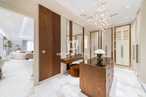 7 bedrooms Villa No. 127991 16