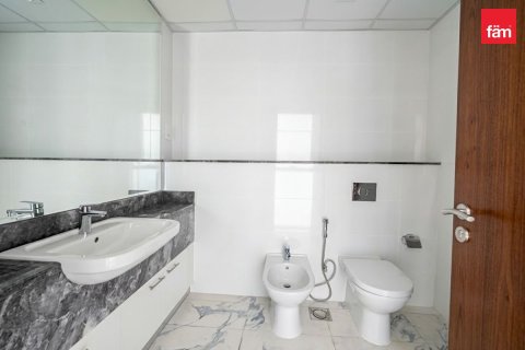 2 bedrooms Apartment in Business Bay, UAE No. 203146 12