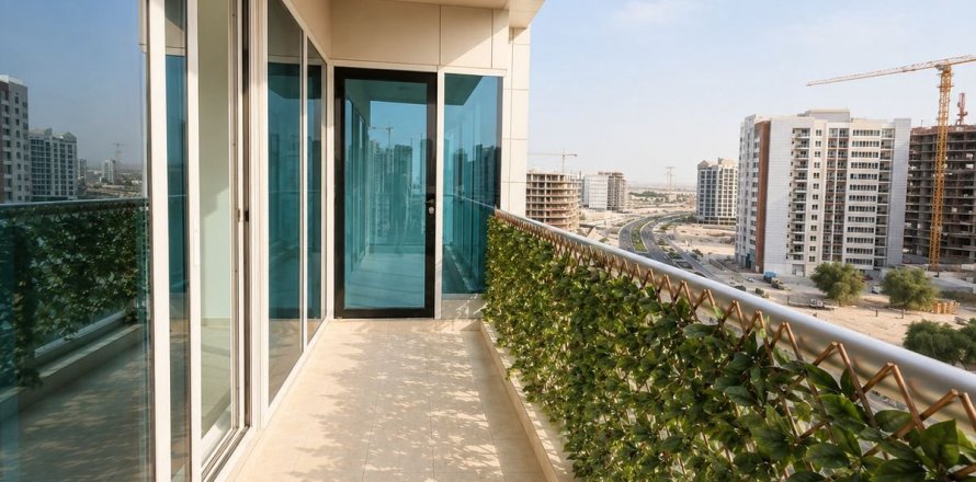 2 bedrooms Apartment in Dubai, UAE No. 203148