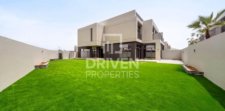 4 bedrooms Villa in The Pulse, UAE No. 193774