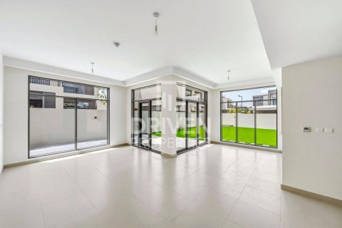 4 bedrooms Villa in The Pulse, UAE No. 193774 25