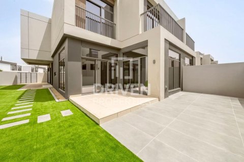 4 bedrooms Villa in The Pulse, UAE No. 193774 12