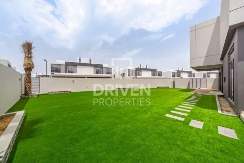 4 bedrooms Villa in The Pulse, UAE No. 193774 10