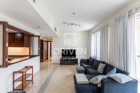 Квартира с 2 спальнями в Golf Towers, ОАЭ №193772 10