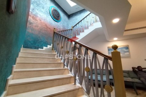 Villa de 4 chambres à Al Bateen, UAE No. 32704 13