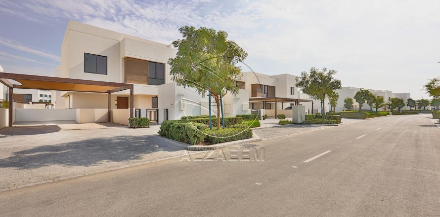 Villa de 4 chambres à Yas Island, UAE No. 91583