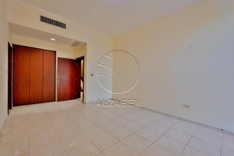5 غرفة نوم  فيلا في البطين, الإمارات العربية المتحدة رقم 91595 11