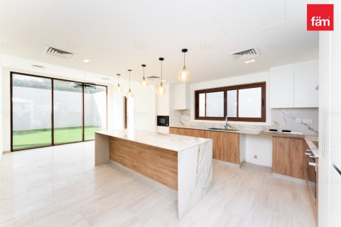 5 bedrooms Villa in Al Furjan, UAE No. 143651 3