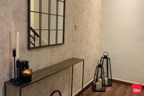 2 bedrooms Townhouse in Dubai, UAE No. 143647 8