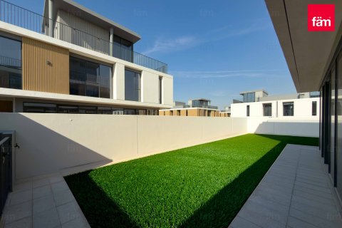 5 bedrooms Villa in Dubai, UAE No. 137171 30